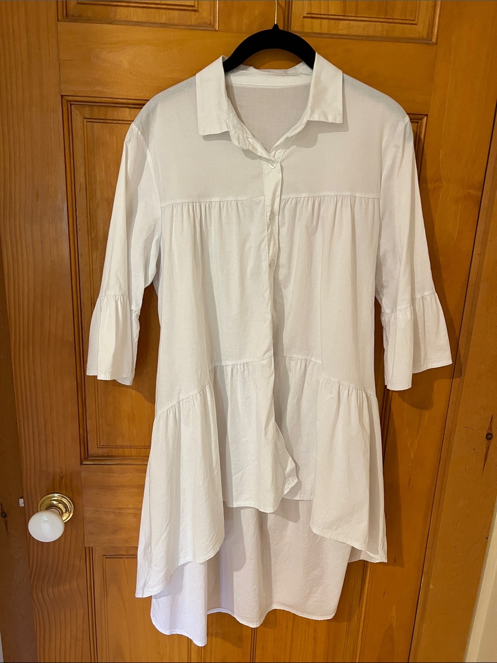 Women's White Button-Front Tiered Tunic Blouse